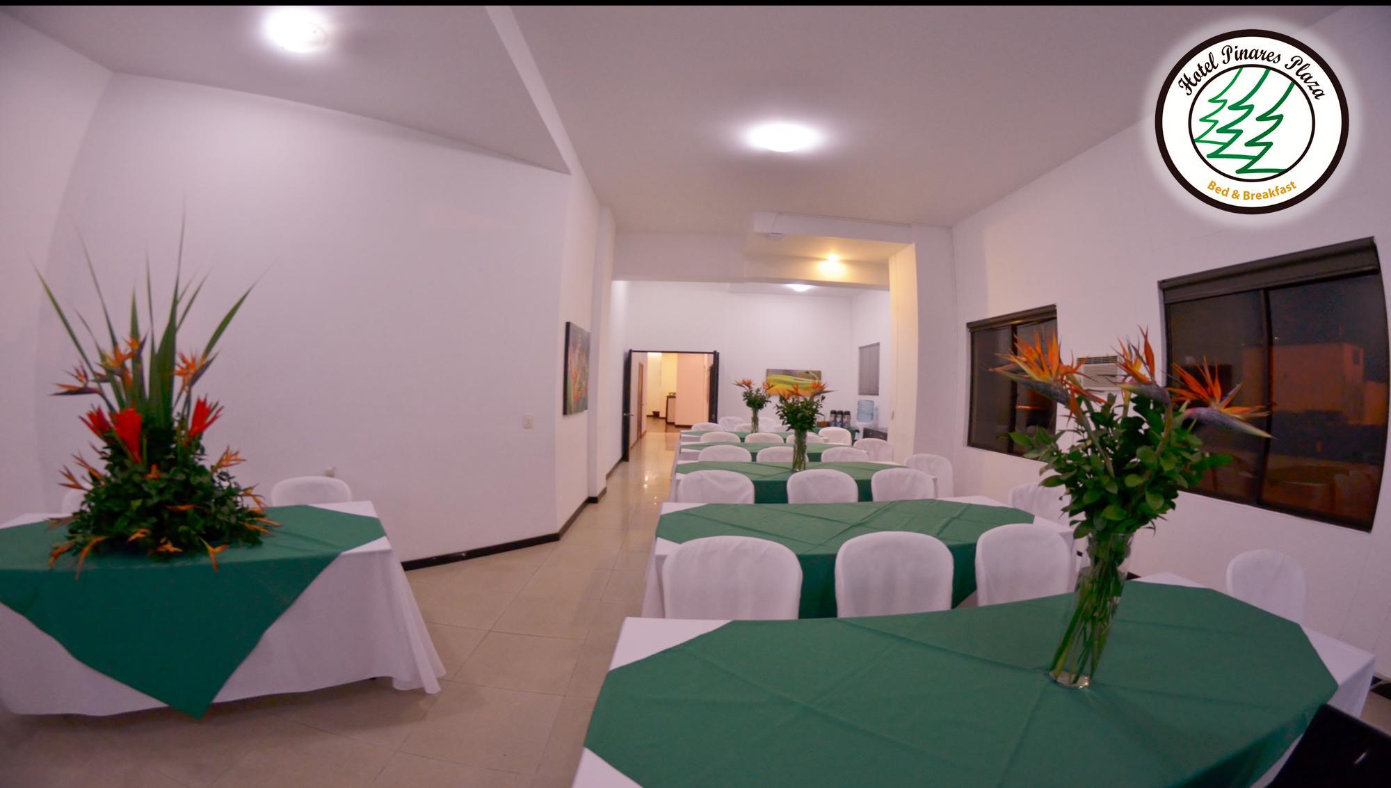Hotel Pinares Plaza Перейра Экстерьер фото